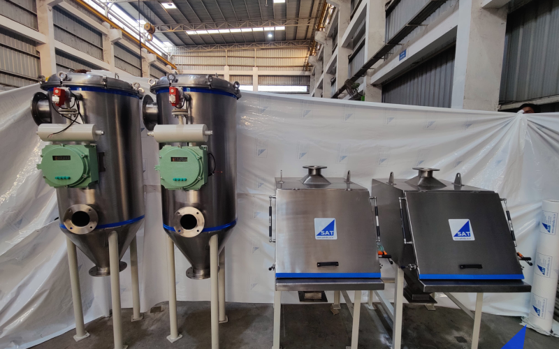 Silo Vent Filter with Bag Emptying Station